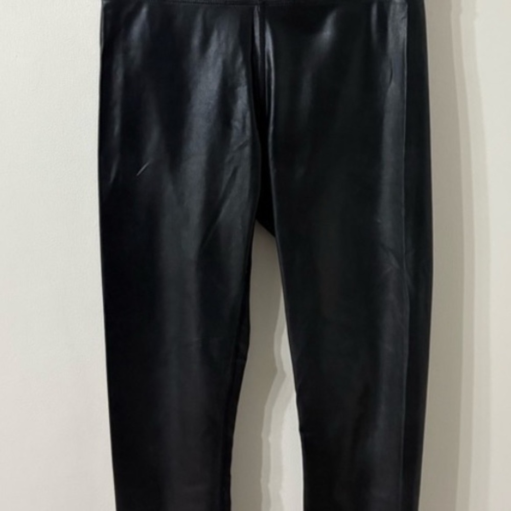 Bought too small for me-KNIX FAUX LEATHER LEGGINGS-Small
